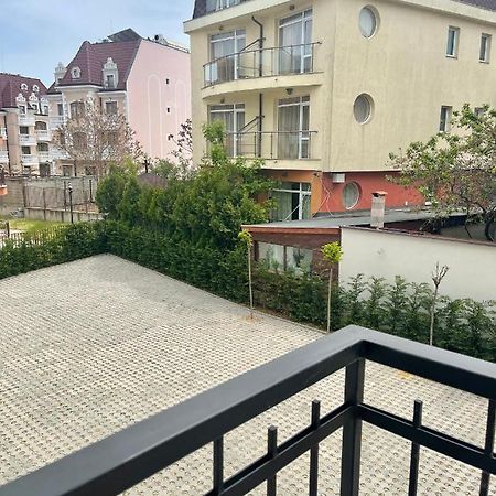 Sun&Moon Apartment Обзор Екстериор снимка