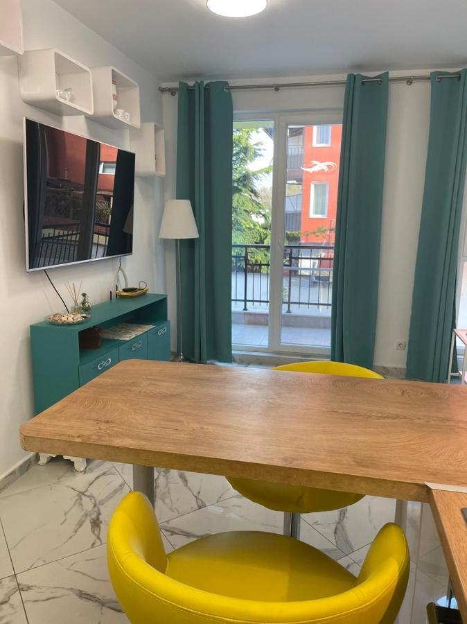 Sun&Moon Apartment Обзор Екстериор снимка