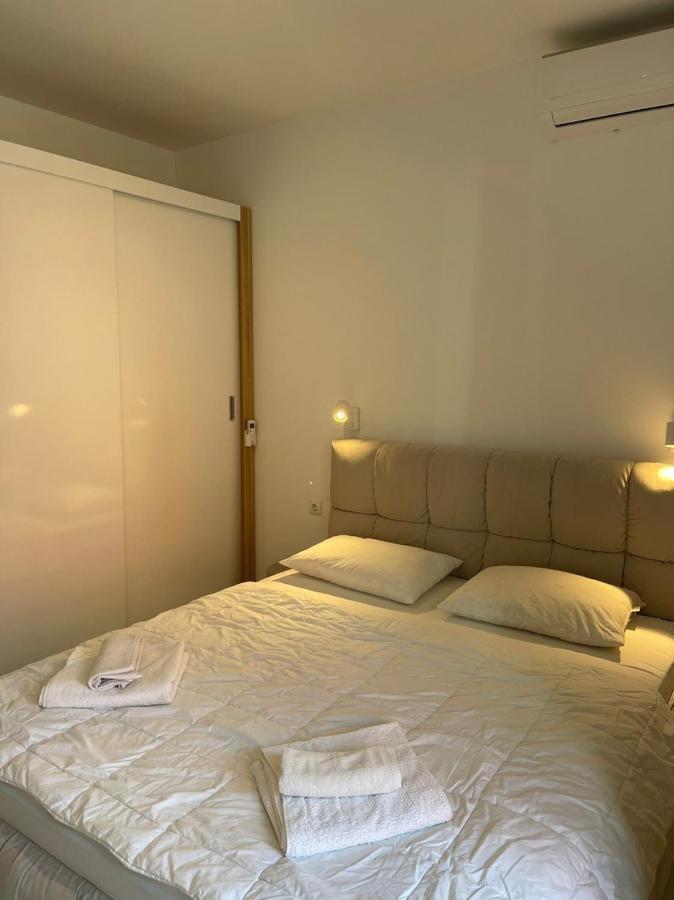Sun&Moon Apartment Обзор Екстериор снимка