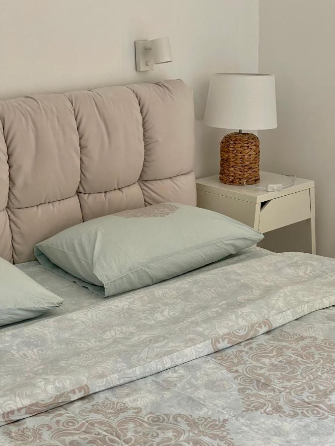 Sun&Moon Apartment Обзор Екстериор снимка